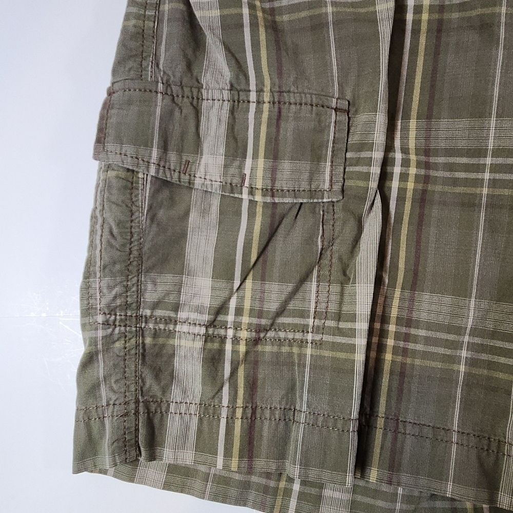 MARMOT Cargo Shorts Mens 34 Green Casual Outdoors Hiking Pockets Cotton Plaid - Picture 2 of 10